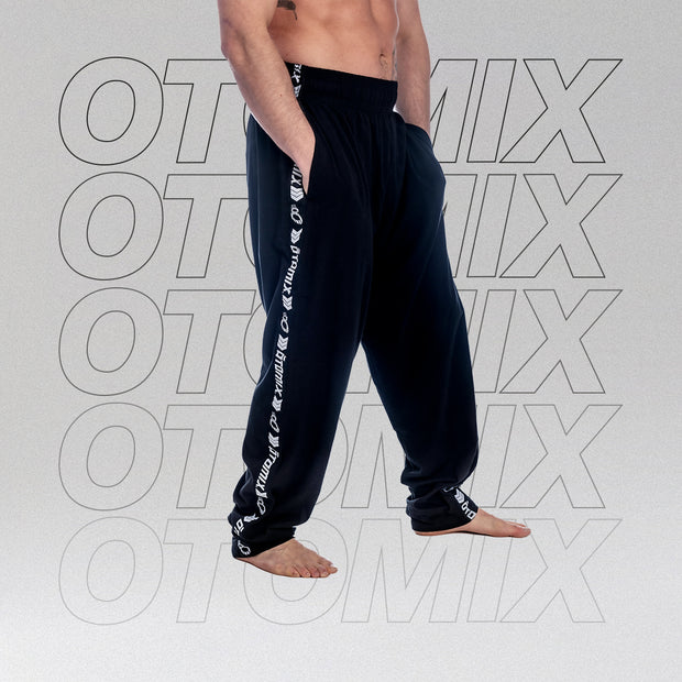 OTOMIX Signature Baggy Pants