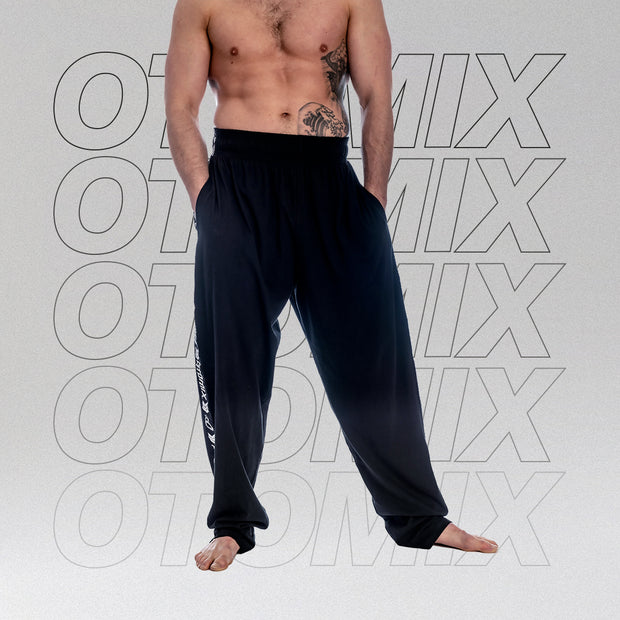 OTOMIX Signature Baggy Pants