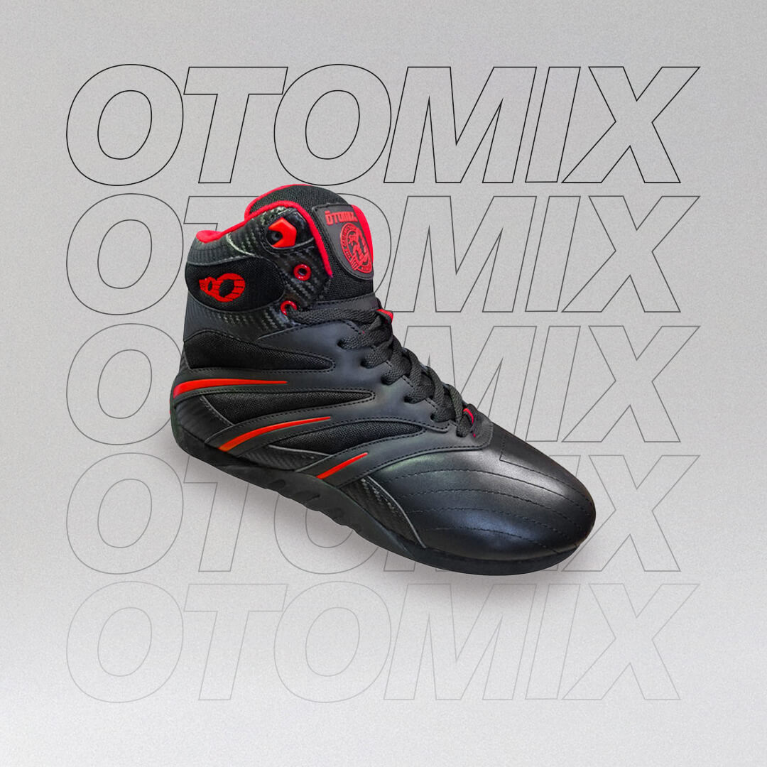 Otomix Extreme Trainer Pro M8000- Black Leather