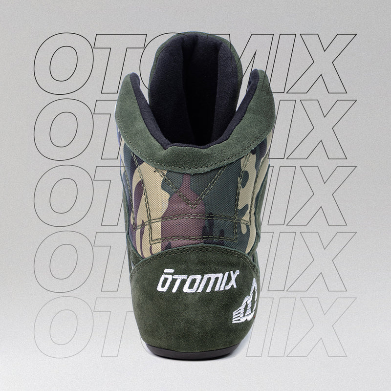 Camo on sale boxing boots